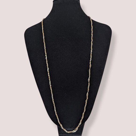 (2/$20) Metal Twist Chain Necklace - Picture 4 of 6
